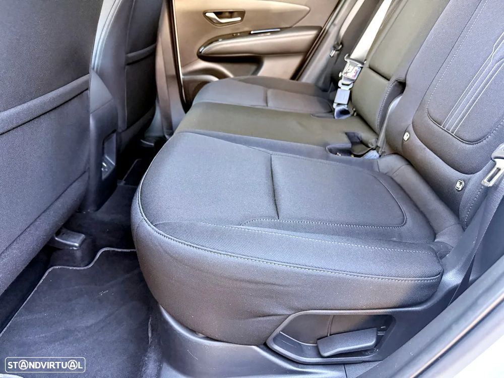 Hyundai Tucson 1.6 T-GDI HEV Vanguard+TA - 23