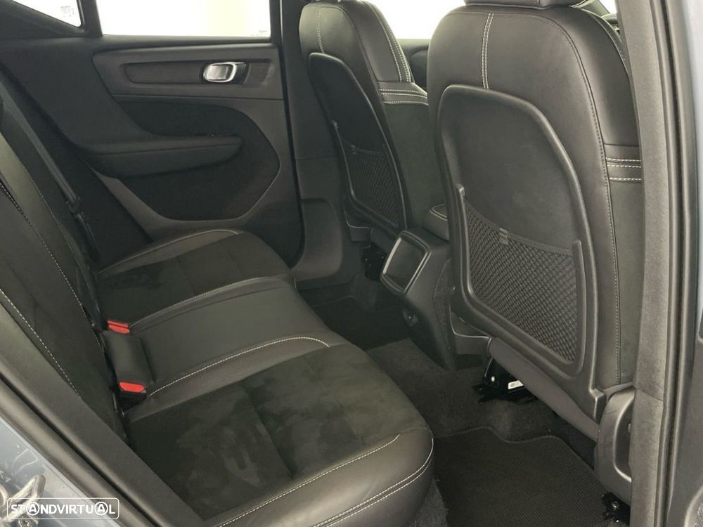 Volvo XC 40 2.0 T4 R-Design - 25