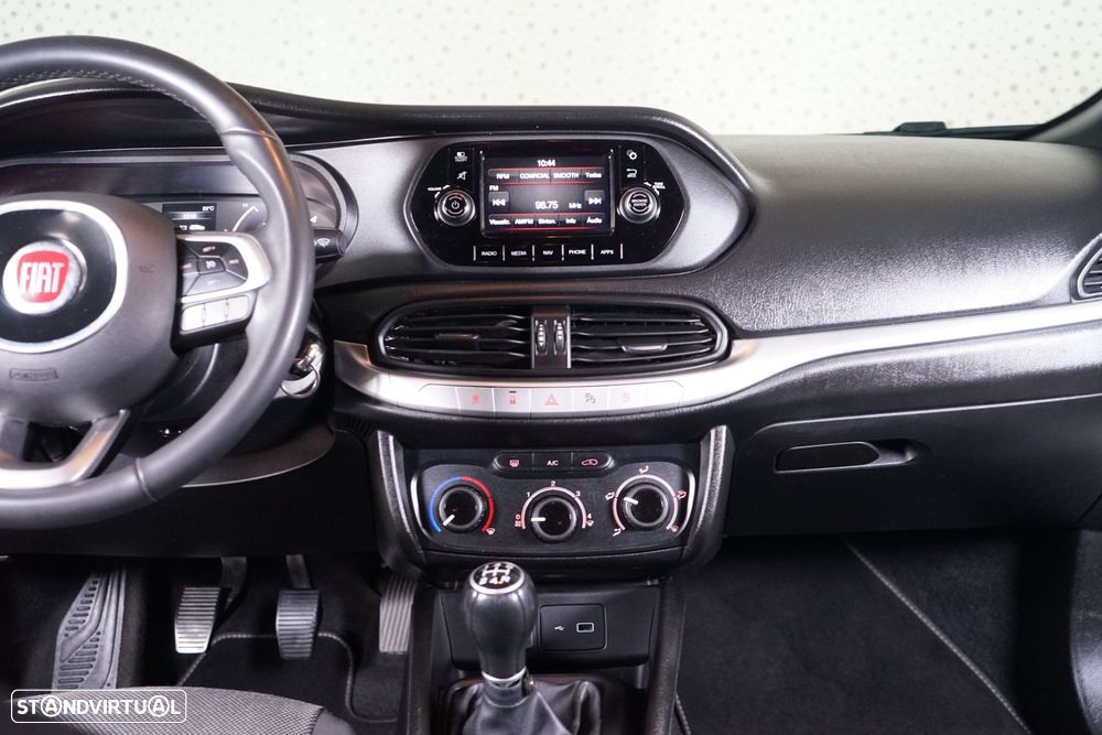 Fiat Tipo 1.3 M-Jet Street - 28