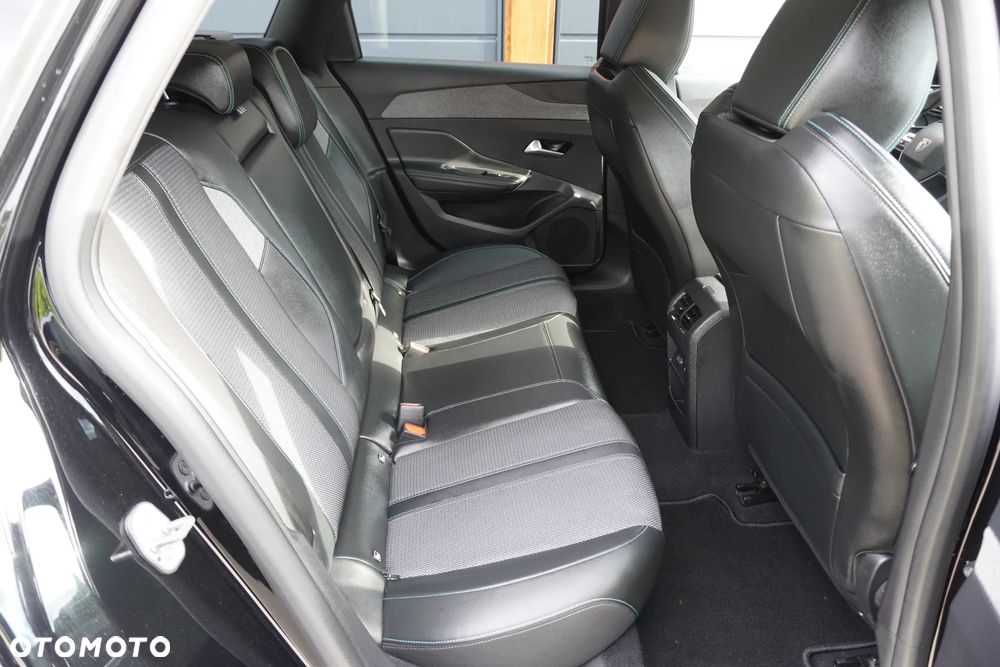 Peugeot 308 - 11