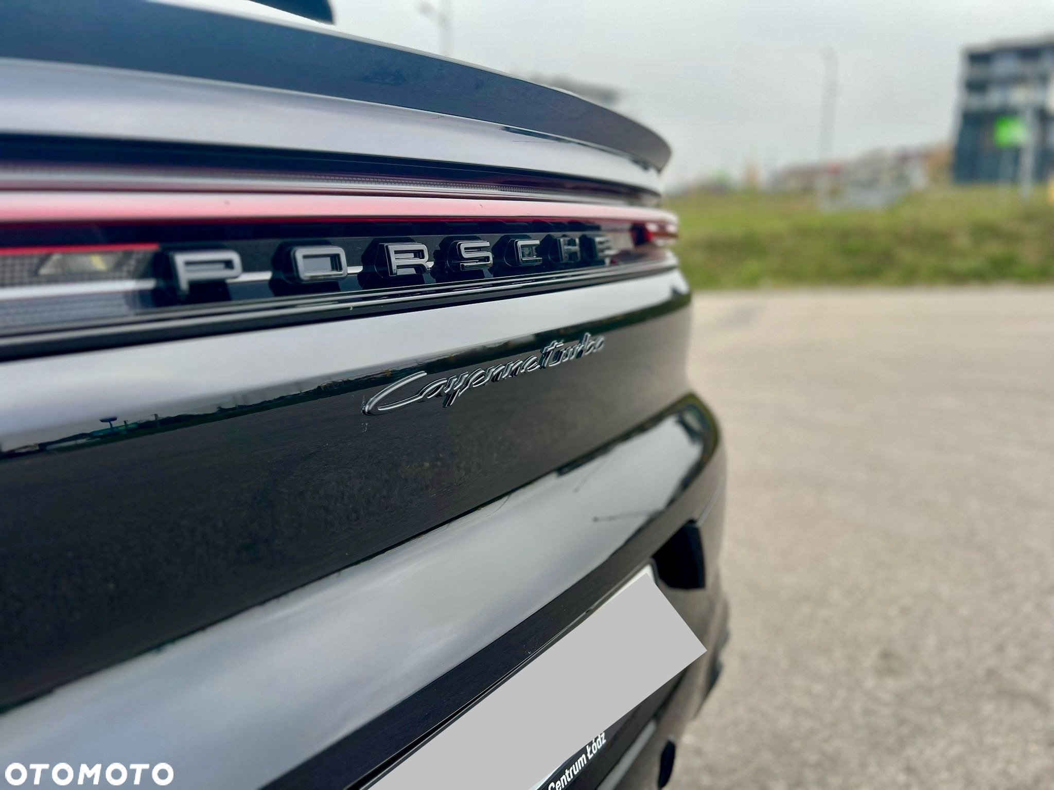 Porsche Cayenne Turbo S E-Hybrid - 8