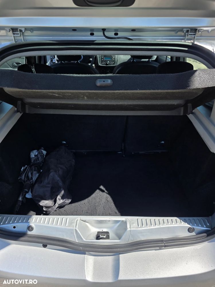 Dacia Sandero 0.9 Ambiance - 16