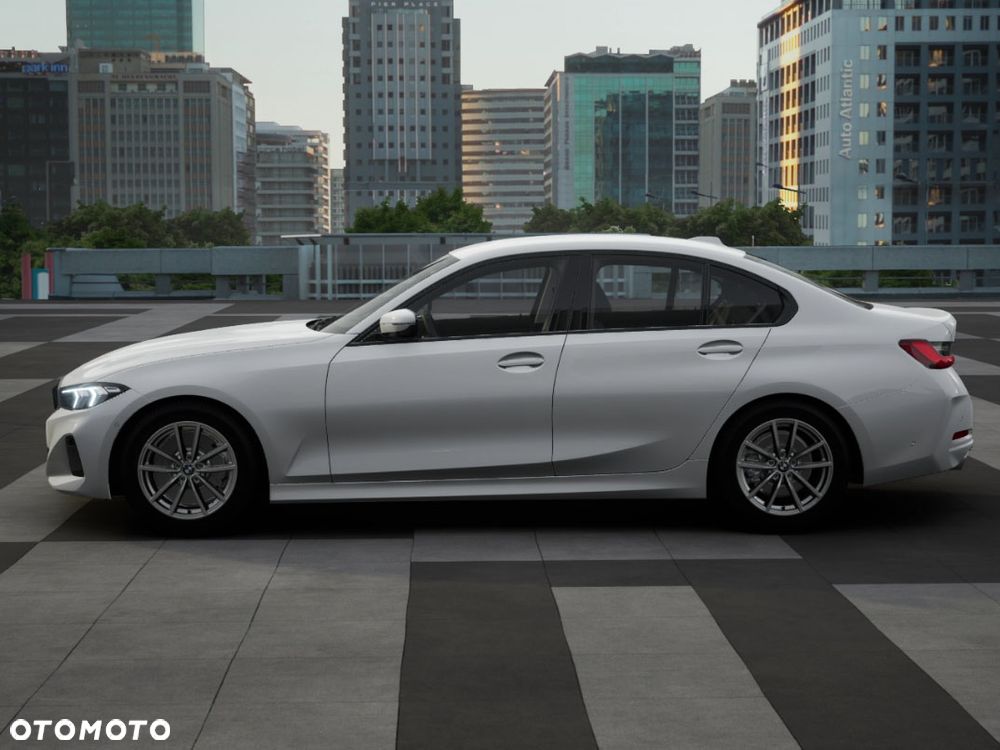 BMW Seria 3 318i M Sport - 4