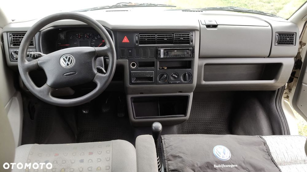 Volkswagen Transporter - 16