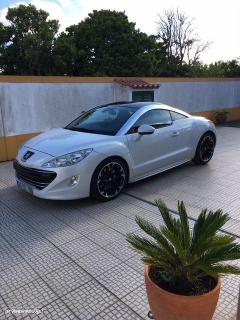 Peugeot RCZ - 4