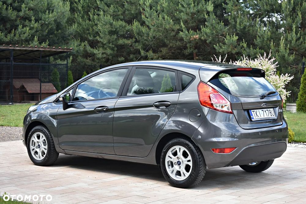Ford Fiesta 1.25 Champions Edition - 3