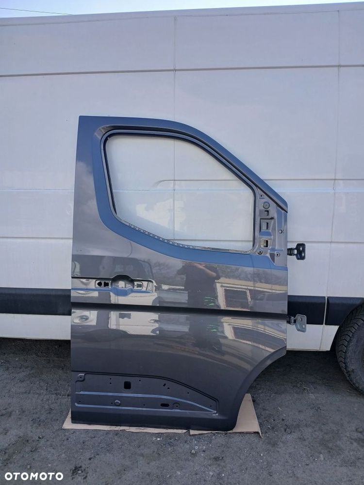Drzwi prawe przednie Renault Master IV V od 2024roku w kolor - 2