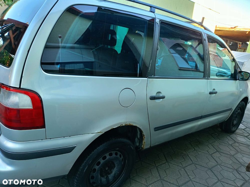 Ford Galaxy - 4