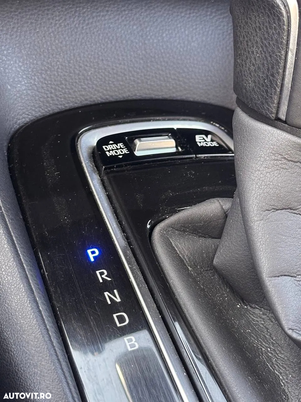 Toyota Corolla 1.8 Hybrid Touring Sports Club - 20