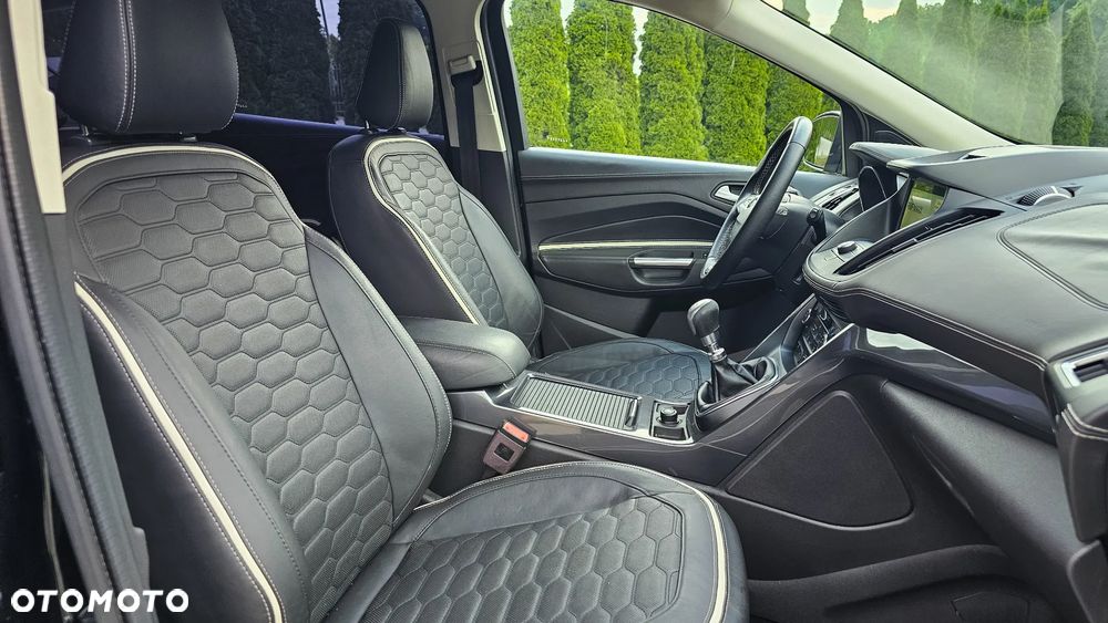 Ford Kuga 2.0 TDCi 2x4 Vignale - 15