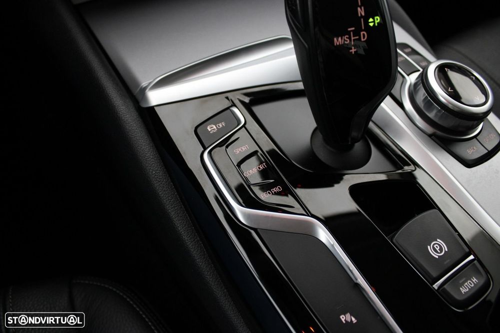 BMW 520 d Auto - 22