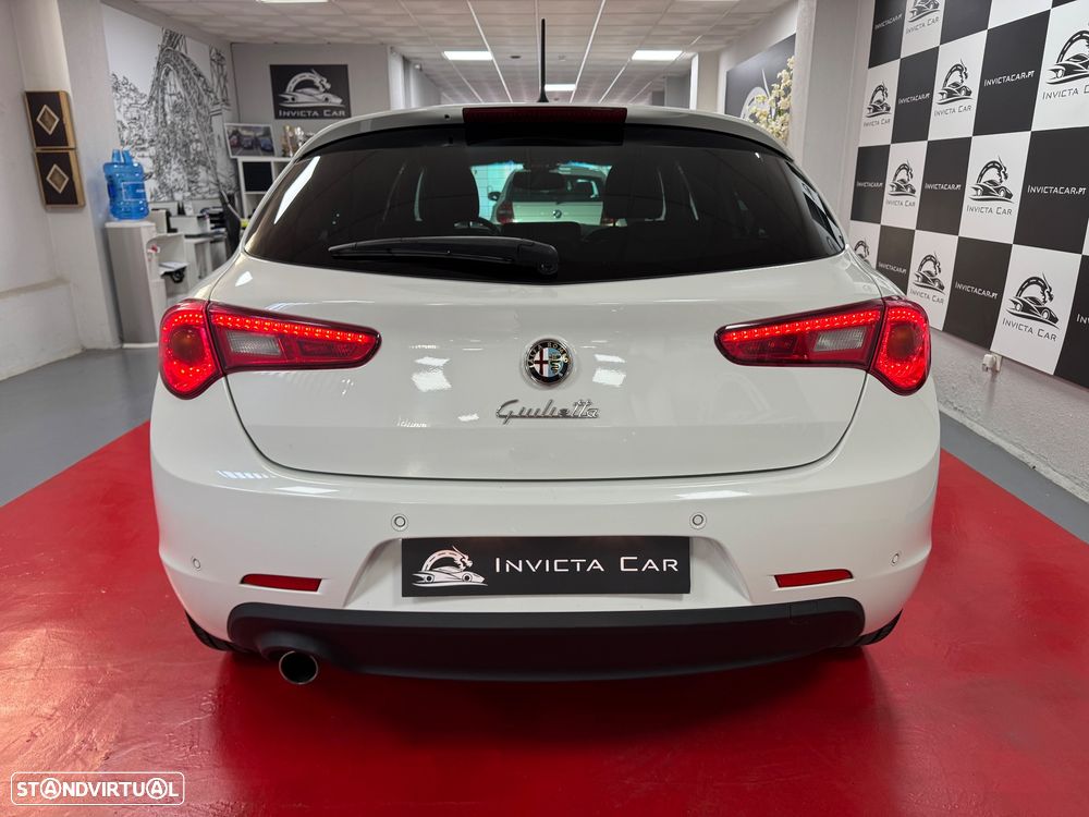 Alfa Romeo Giulietta 1.6 JTDm Veloce - 6