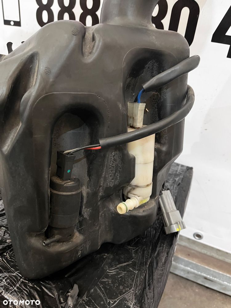 Zbiorniczek płynu do spryskiwaczy Maserati Quatroporte 2006 - 2