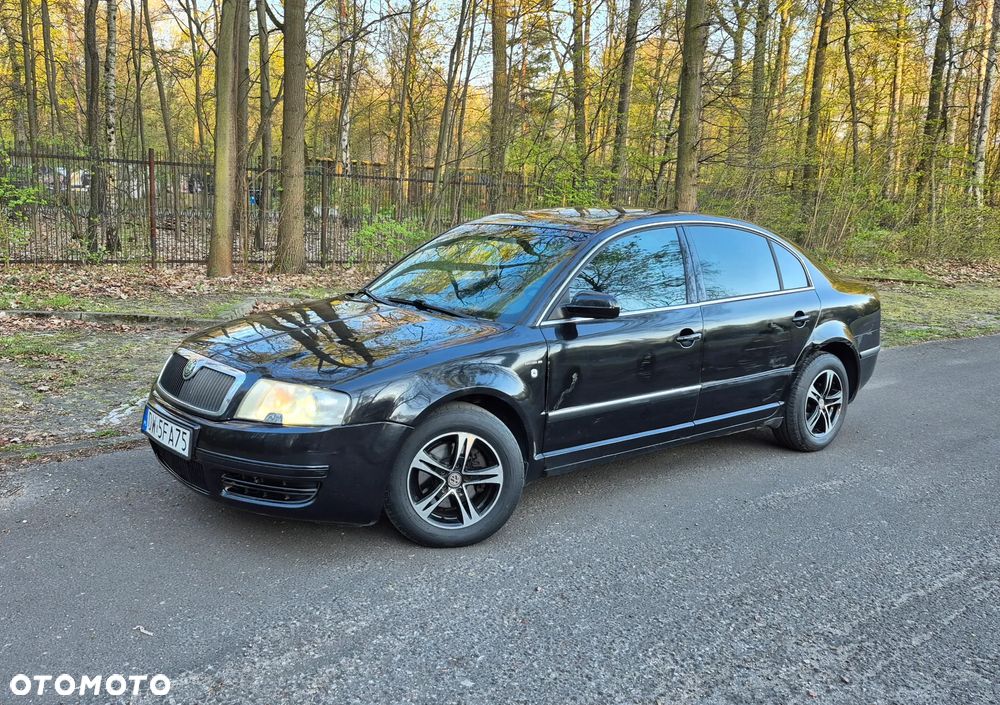 Skoda Superb 1.9 TDI Prestige Plus - 8