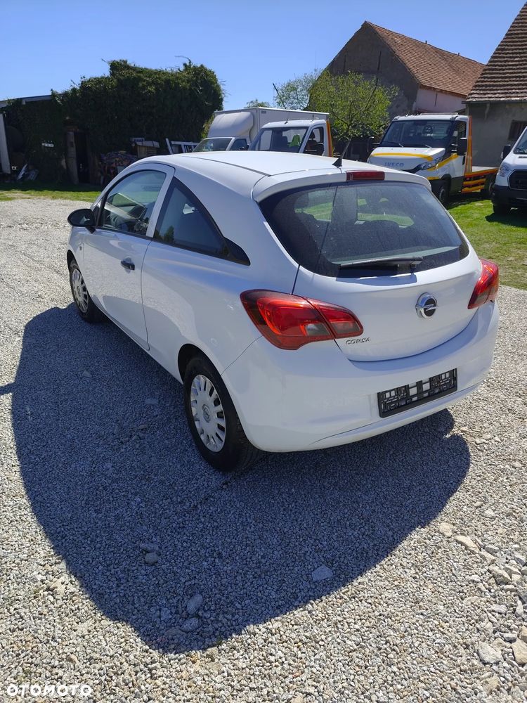 Opel Corsa - 3