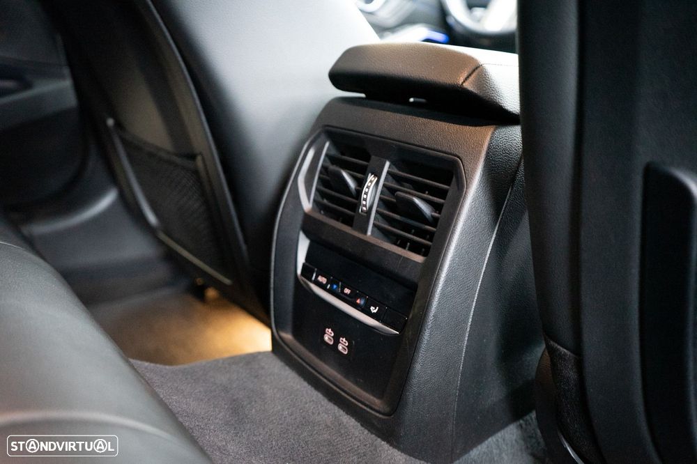 BMW 320 d Touring Pack M Shadow Auto - 35