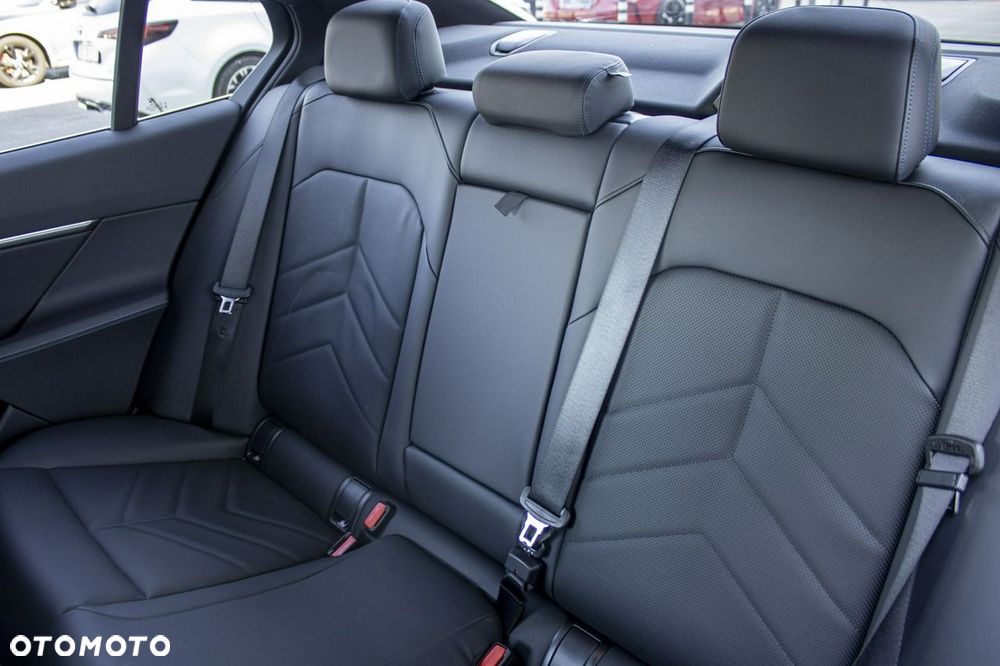 BMW Seria 5 - 24