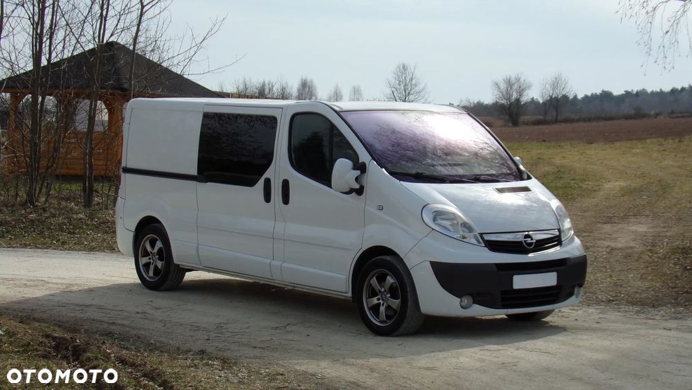 Opel VIVARO 2.5 150KM * L2H1 * KLIMA * SERWIS * DUBEL KABINA * ZADBANY ! - 11