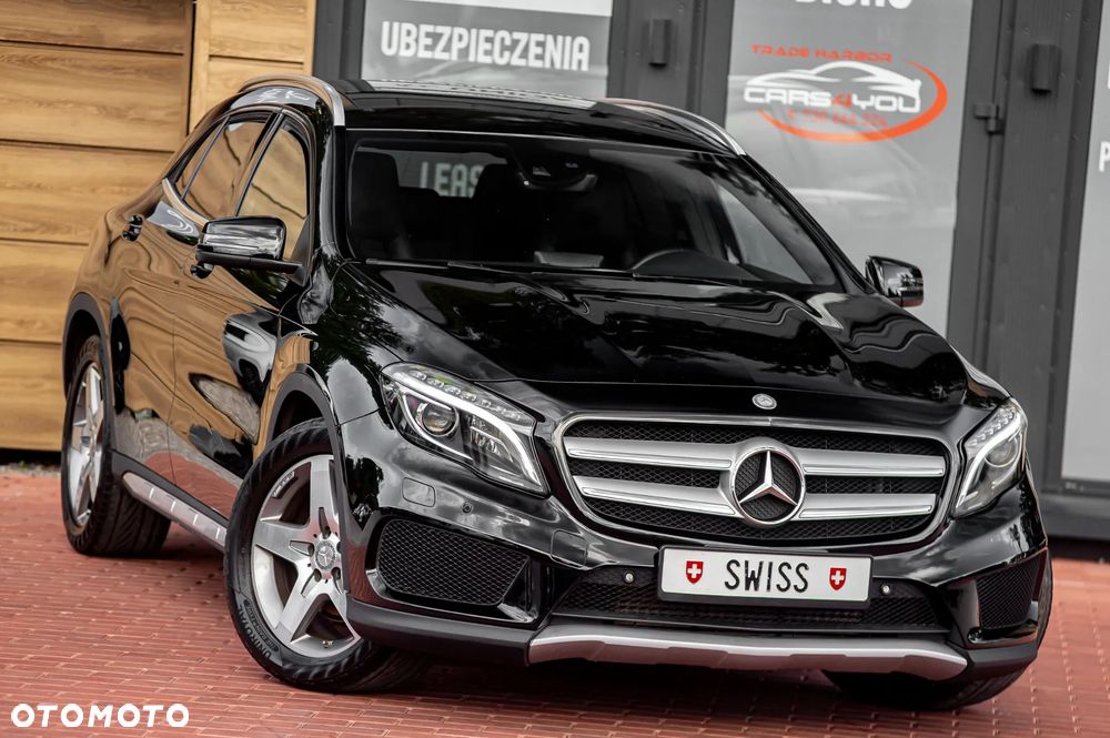 Mercedes-Benz GLA 250 4Matic 7G-DCT AMG Line - 2