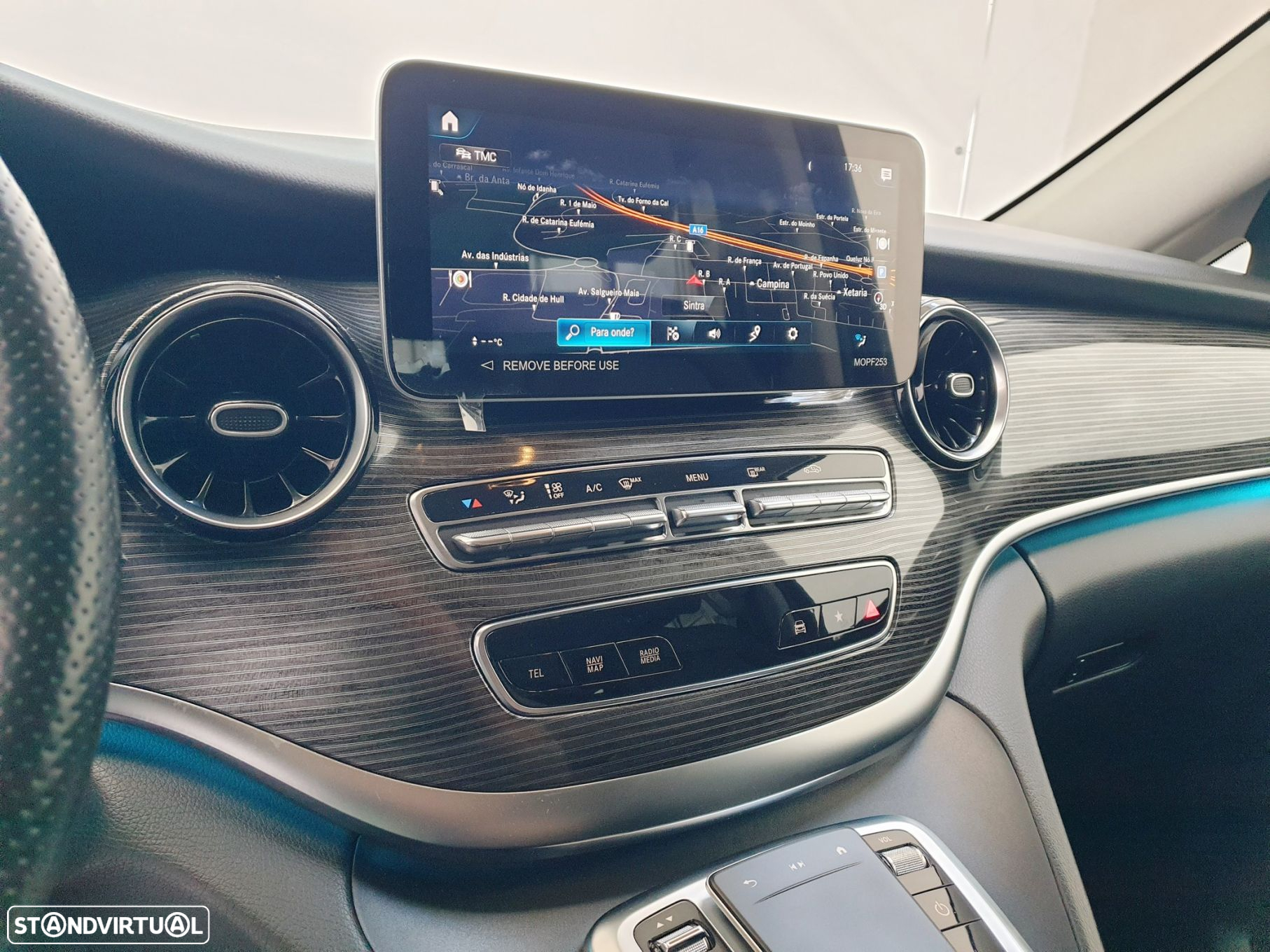Mercedes-Benz V 300 d Longo Avantgarde - 21