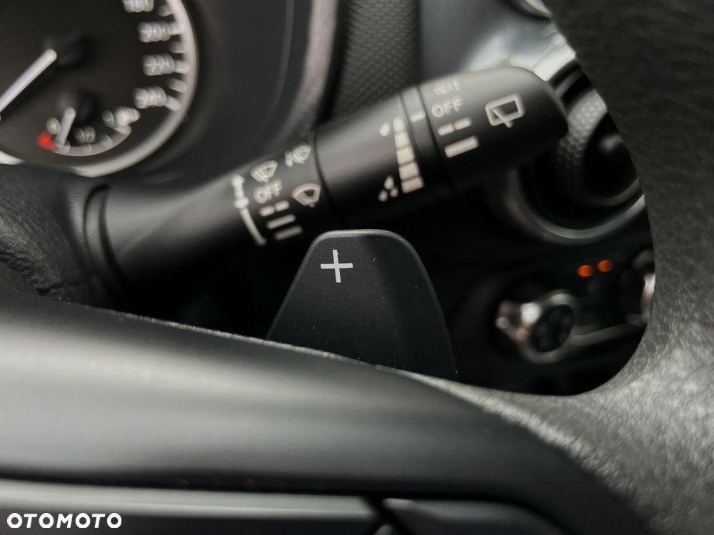 Nissan Juke 1.0 DIG-T DCT N-Connecta - 25