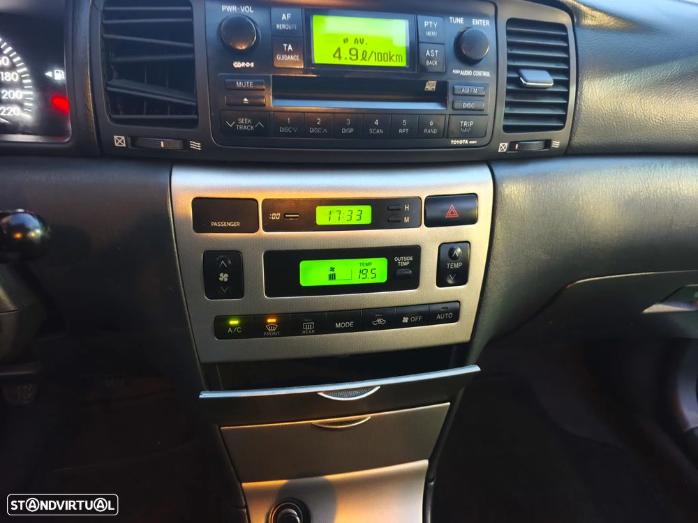 Toyota Corolla SW 1.4 D-4D AC - 7