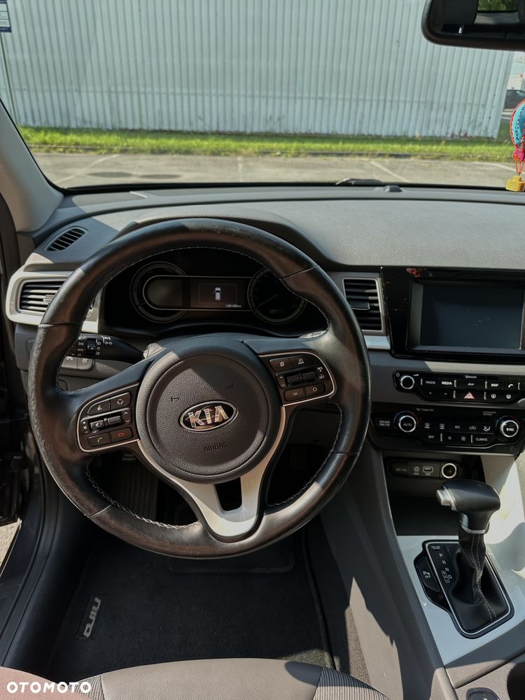 Kia Niro 1.6 GDI Hybrid L - 22