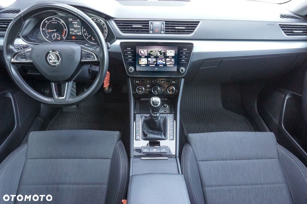 Skoda Superb 2.0 TDI Ambition - 20