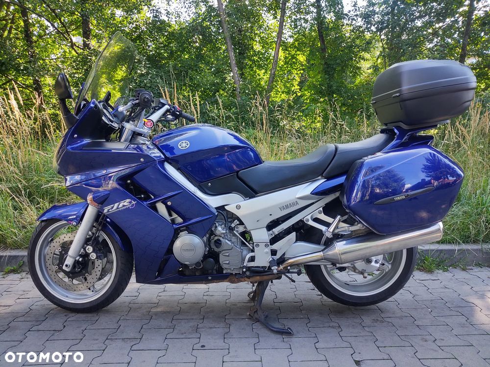 Yamaha FJR - 16
