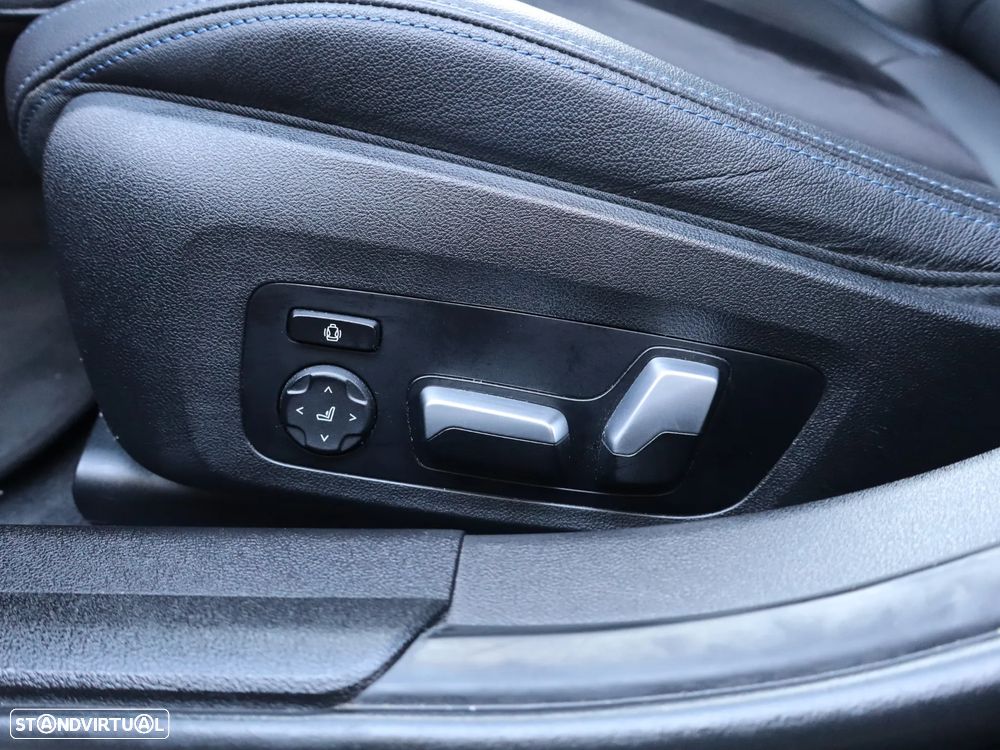 BMW 330 e Pack M Auto - 39