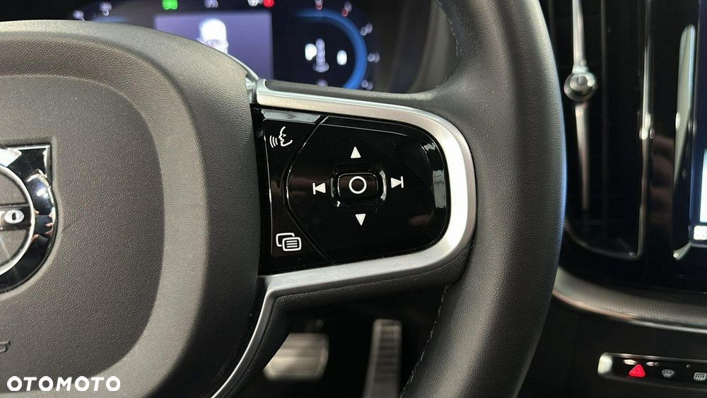 Volvo XC 60 - 22