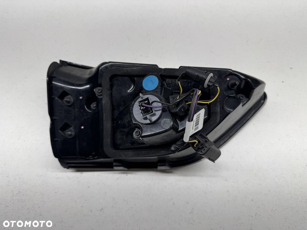 Tylna Prawa Lampa  Ford Kuga mk3  lv4b-13a602-a - 3