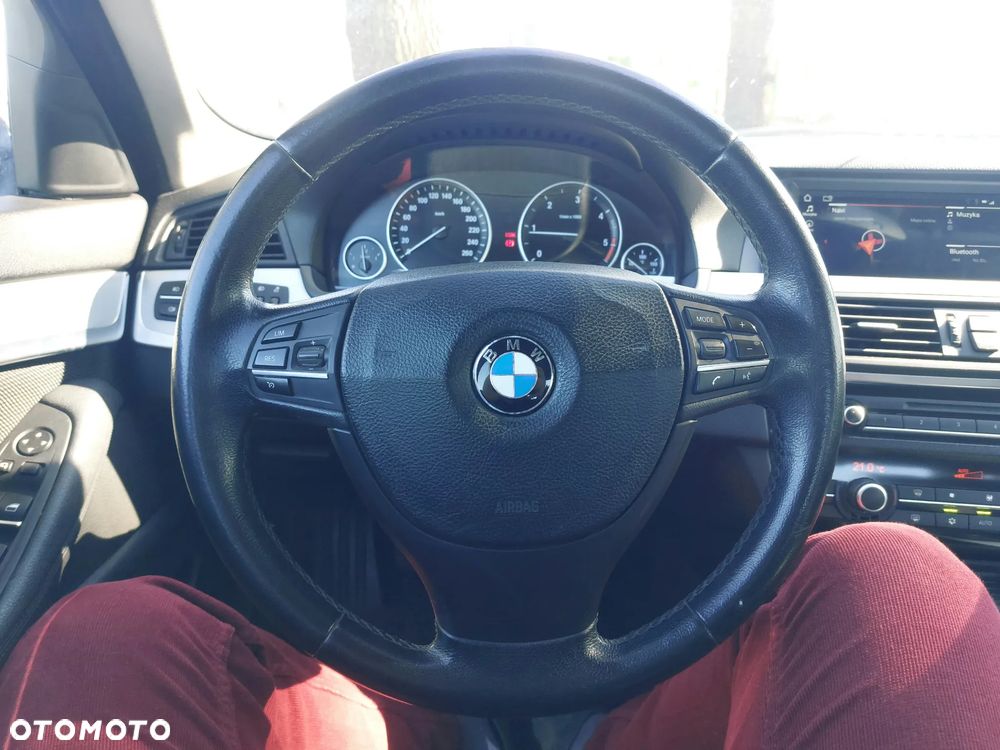 BMW Seria 5 520d - 12