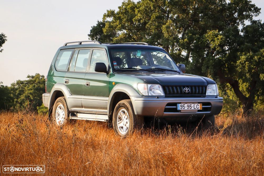 Toyota Land Cruiser - 1