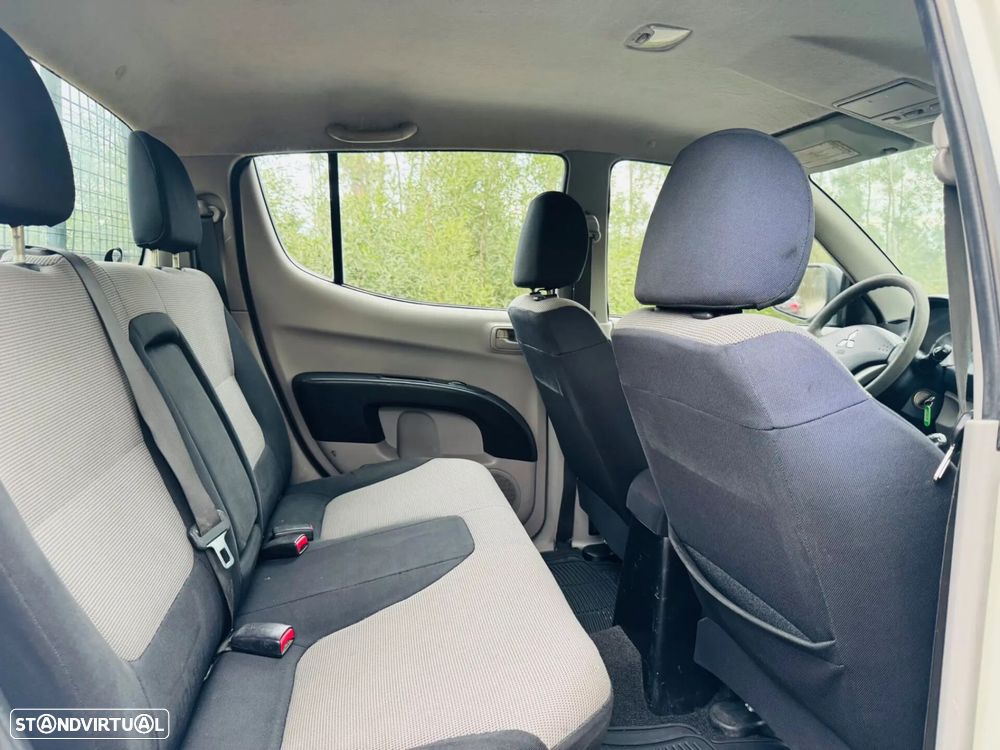 Mitsubishi L200 2.5 DI-D CD Intense AC/JLL - 31