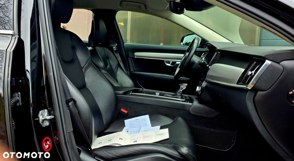 Volvo V90 T5 Momentum - 27