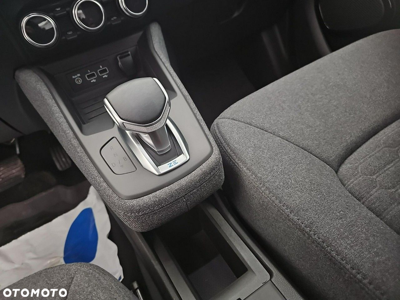 Renault Zoe R135 Z.E 50 Zen - 23