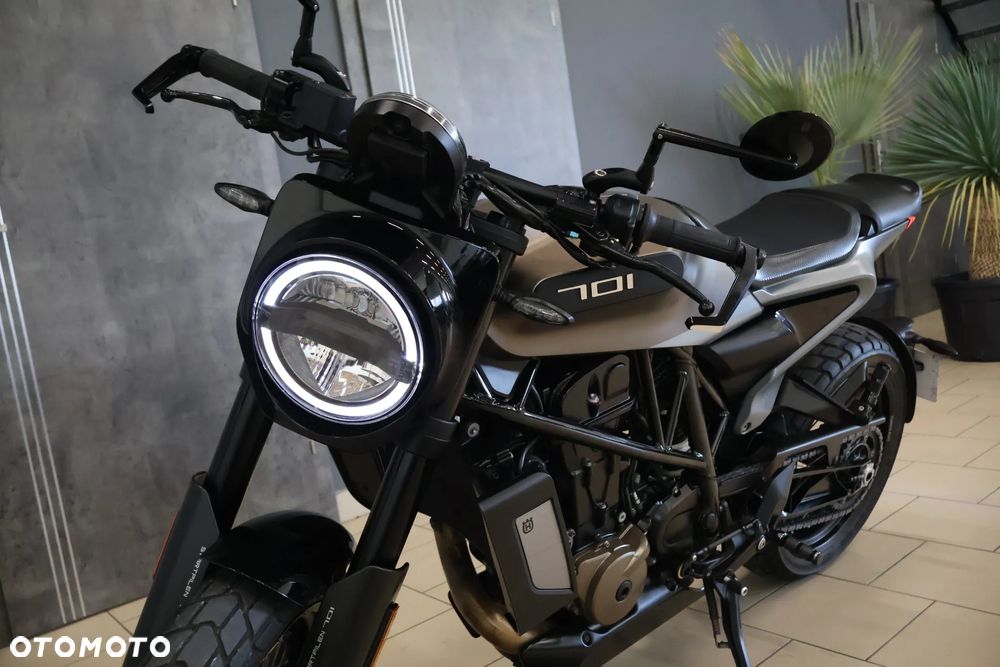 Husqvarna Svartpilen - 29