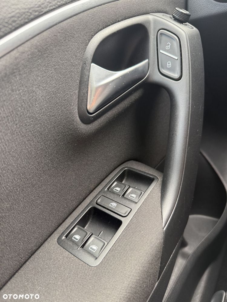 Volkswagen Polo 1.4 TDI BMT Highline - 23