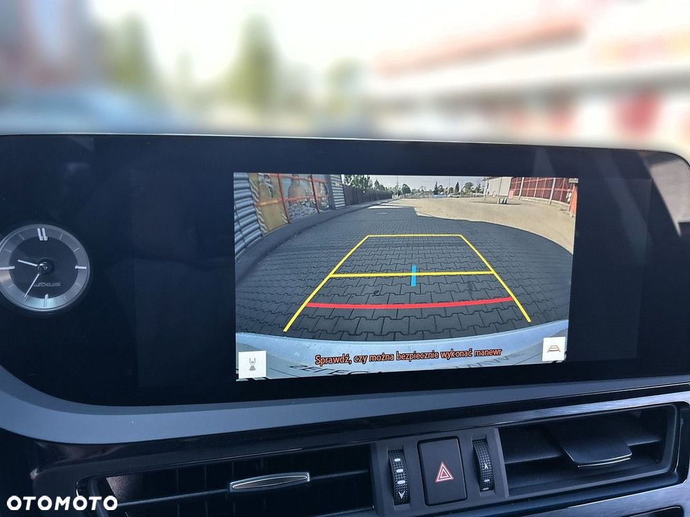 Lexus ES 300h Business Edition - 19