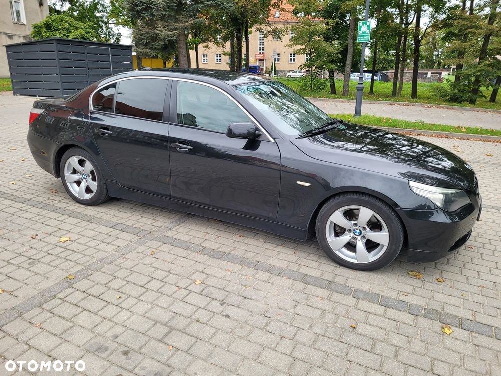 BMW Seria 5 520i - 7