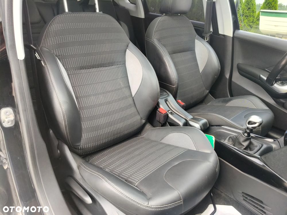 Peugeot 2008 1.5 BlueHDi Allure S&S - 9