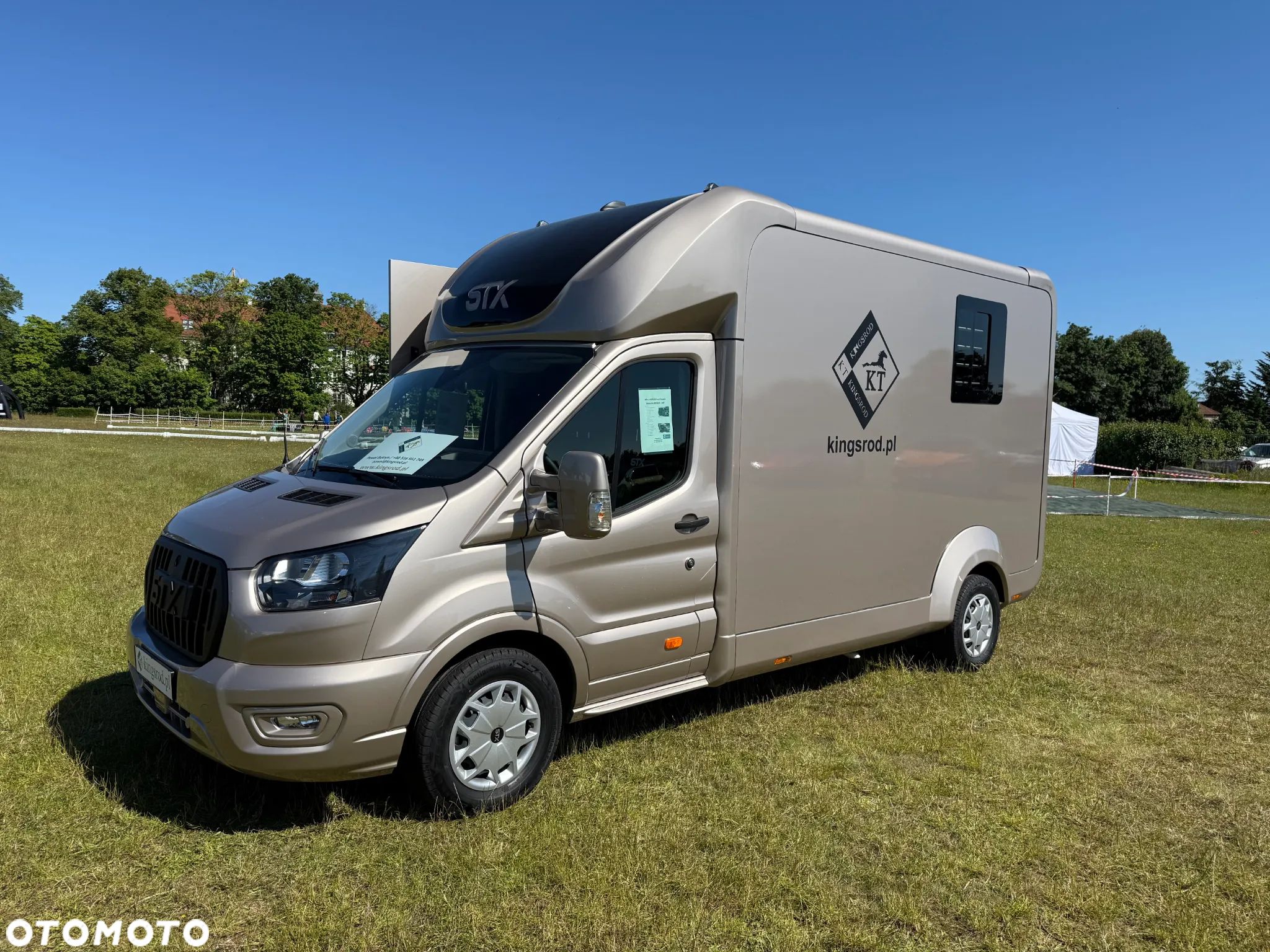 Ford Transit - 1