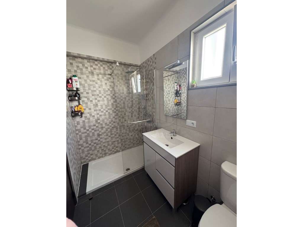 Apartamento T2 Remodelado | 3. º Andar | Casal do Marco - Grande imagem: 5/10