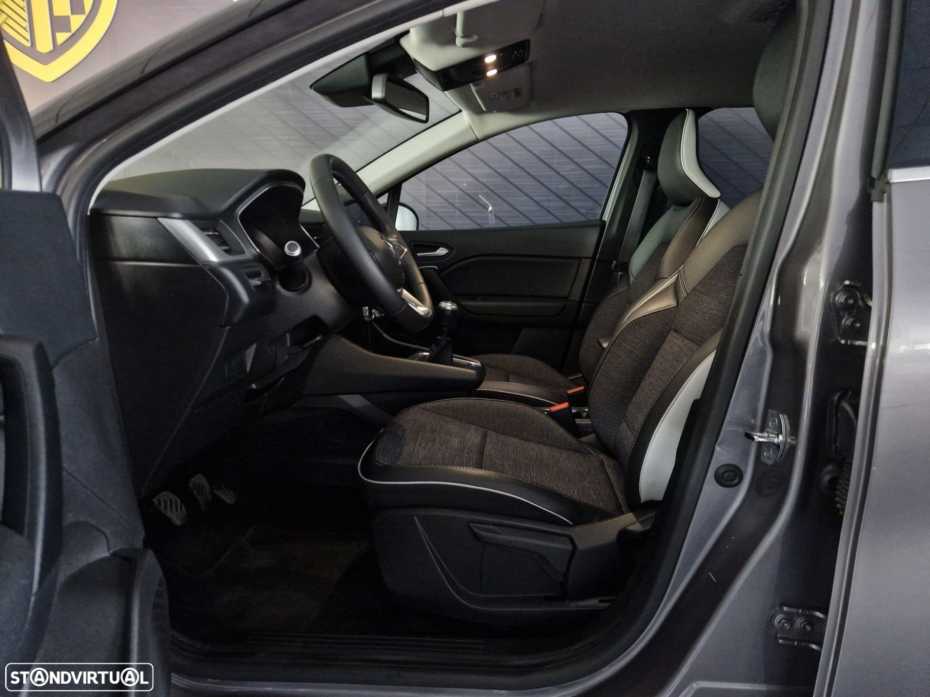 Renault Captur 1.0 TCe Exclusive - 7