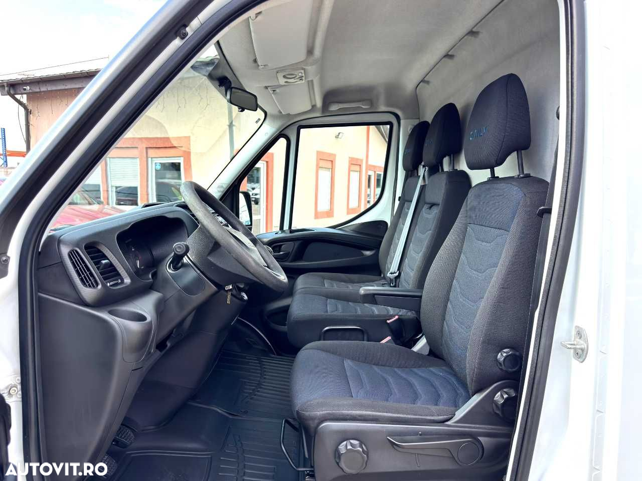 Iveco DAILY L5H3 - 18