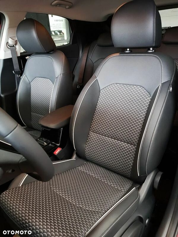 Kia XCeed 1.5 T-GDI Business Line DCT - 12