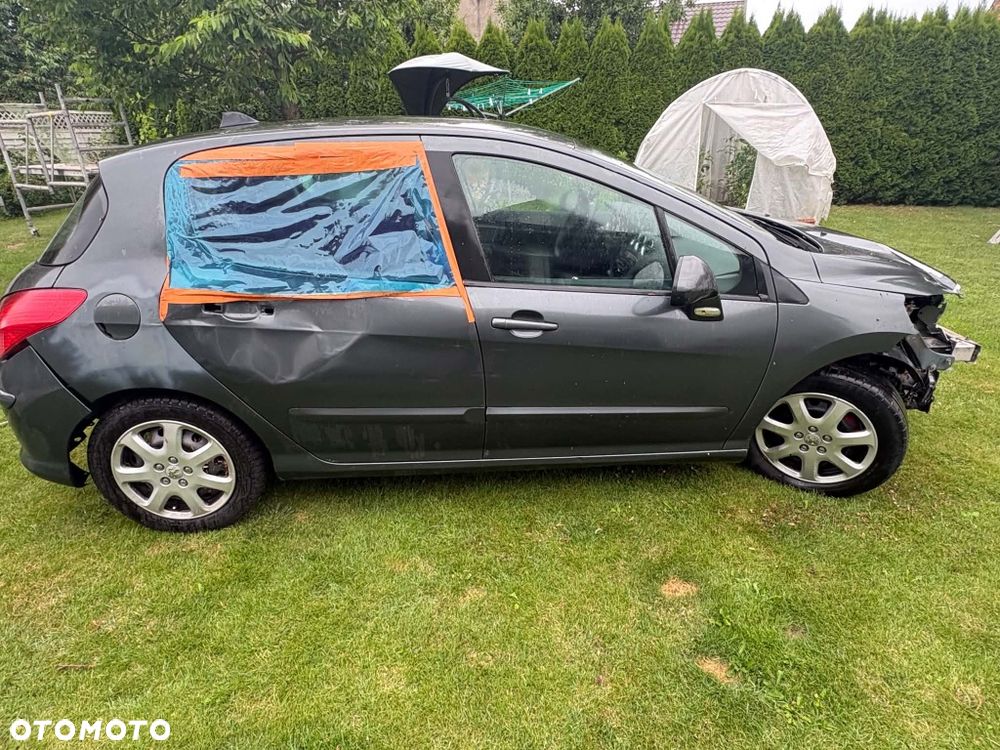 Peugeot 308 - 2