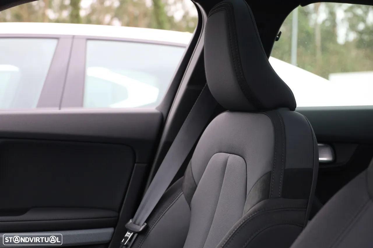Polestar 2 Standard Range Plus - 9