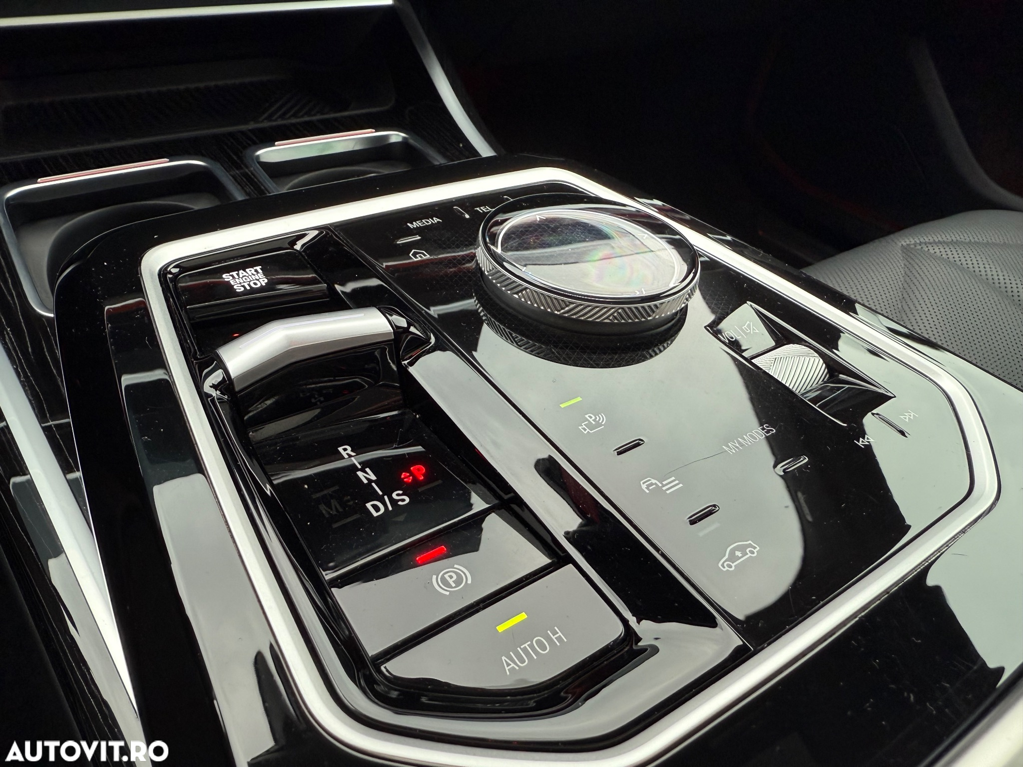 BMW Seria 7 740d xDrive MHEV - 17